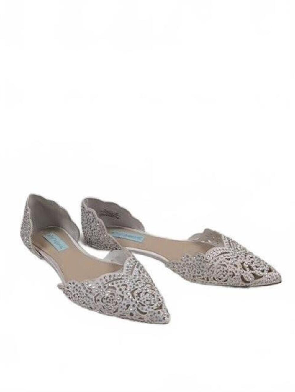 Betsey Johnson SB-LUCY Womens Size 7.5M White Rhinestone Pointed Toe Flats